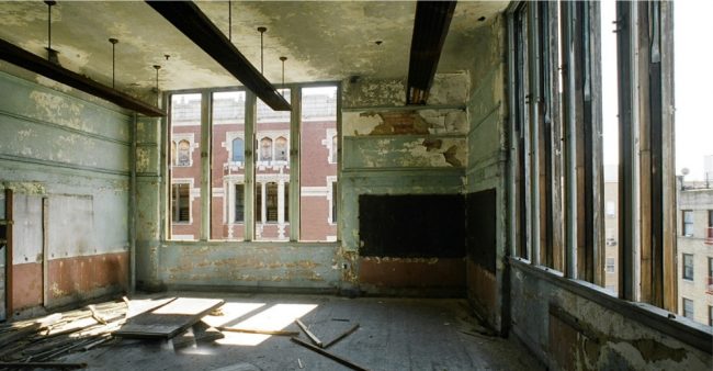 Interior of a PS90 classroom before the building's rehabilitation.