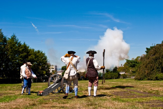 Battle of Brooklyn reenactment at Green-Wood Cemetery | Image via Dave Bledsoe